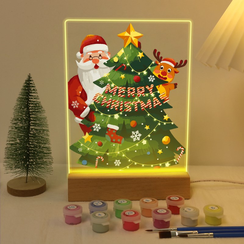 Santa’s Cozy Reindeer Lamp - Detail 2
